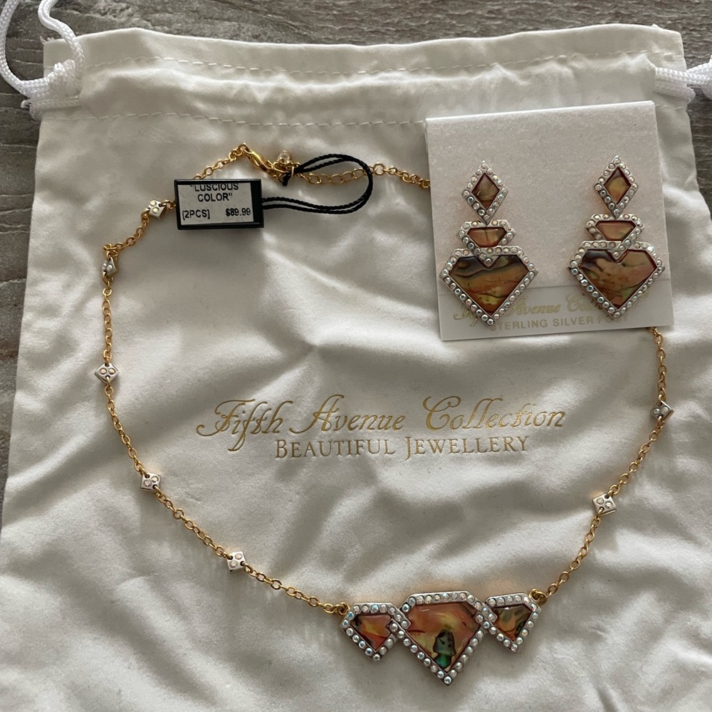 Avenue Gold Necklace Set with Brown Accents